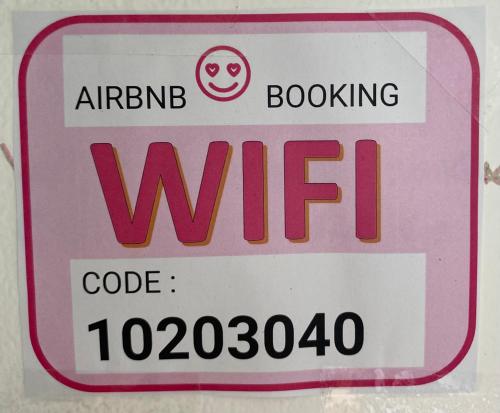 Certifikát, hodnocení, plakát nebo jiný dokument vystavený v ubytování Paris-Eiffel, bienvenue -terrasse -Netflix