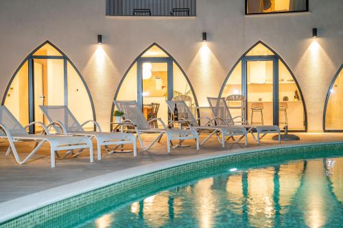 Villa Jerry's Palace - modern villa close to the beach