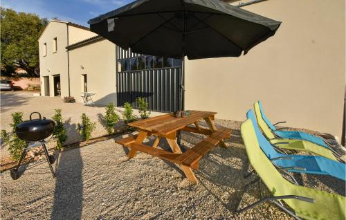 Stunning Home In Mormoiron With Wifi, Private Swimming Pool And 2 Bedrooms