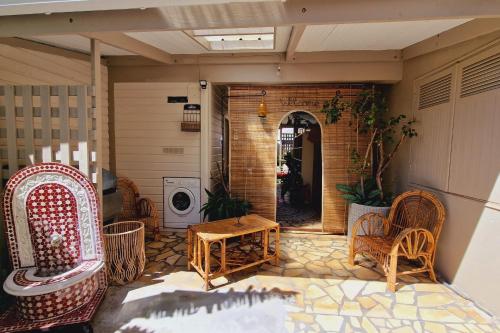 Gallery image of Le Ti Nid house - suite Paille-en-queue, résidence avec piscine commune in Saint-Denis