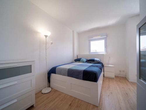 Appartement tout équipé climatisé Terrasse Hôpital de la Timone