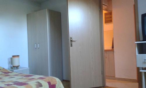 Ένα ή περισσότερα κρεβάτια σε δωμάτιο στο Jovanoski Apartments