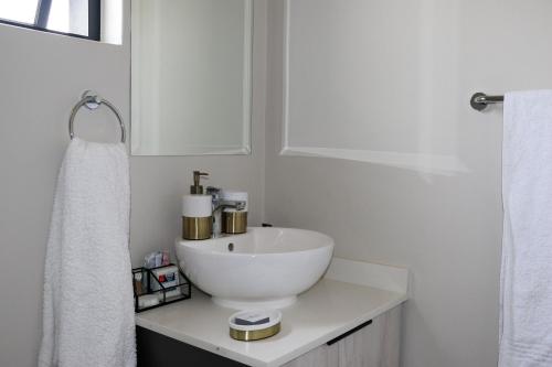 Un baño de The Gold Portrait @ Carlswald