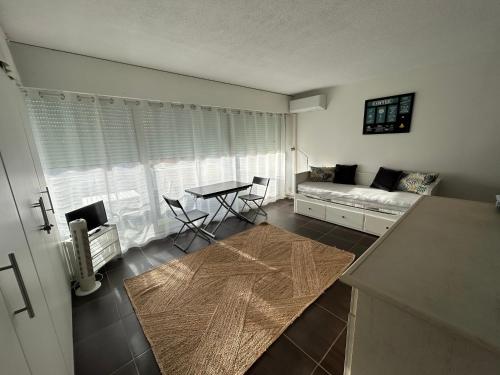 Appartement Lumineux dans résidence front de mer