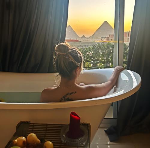 pharaoh pyramids view