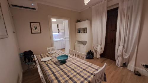 Ένα ή περισσότερα κρεβάτια σε δωμάτιο στο Sciacca's House