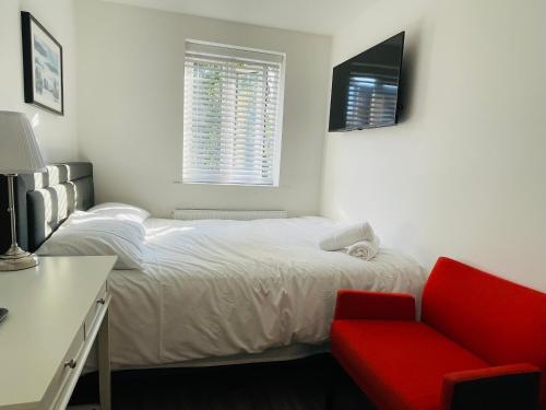 Ένα ή περισσότερα κρεβάτια σε δωμάτιο στο Riverside Deluxe Double Room E14