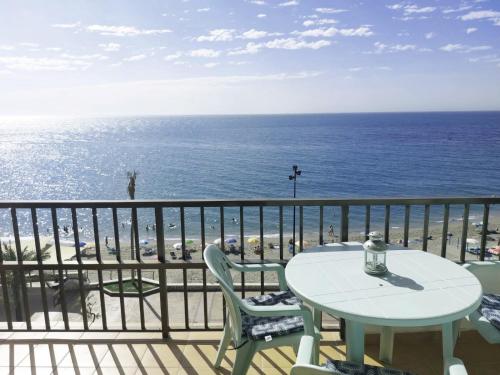 Fuengirola Great terrace with views to the sea. 5th floor Downtown area