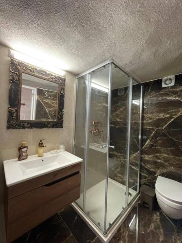 Un baño de Ta Mikieli 62