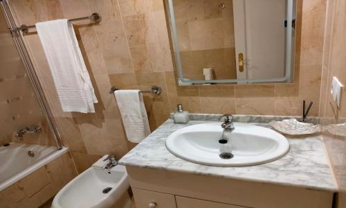 Apartamento en Marbella junto a campos de golf