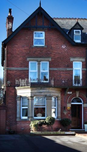 Overdale Guesthouse and Free Parking photo 93