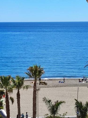 1st line of the beach, La Rada Beach! AC,Wifi,Terrace, Private Parking photo 3