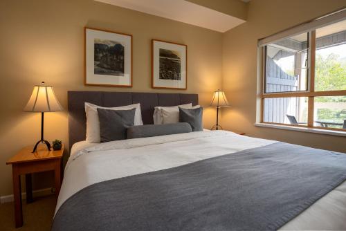 Ideally located lofted 3 Bedroom Suite – Photos 4