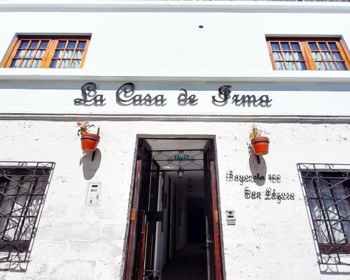 Facciata o entrata di Hotel La Casa de Irma