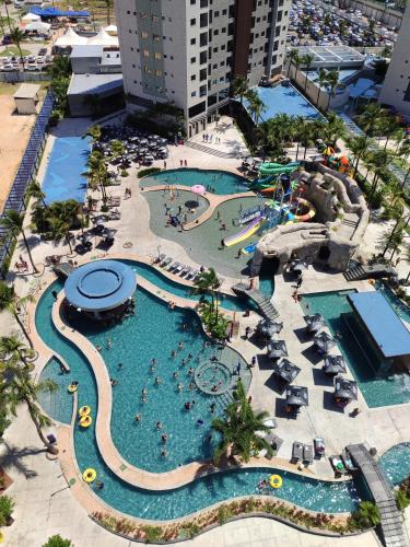 Bazén v ubytování Apartamento em Salinas Premium Resort nebo v jeho okolí
