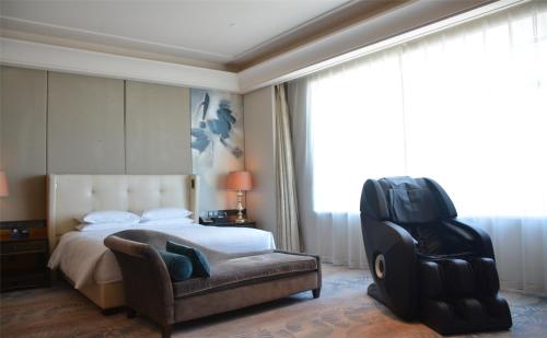 Katil atau katil-katil dalam bilik di Hilton Urumqi