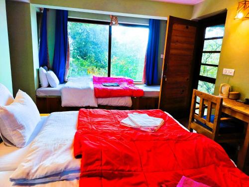 Cama o camas de una habitación en Quiet Place Himalayas