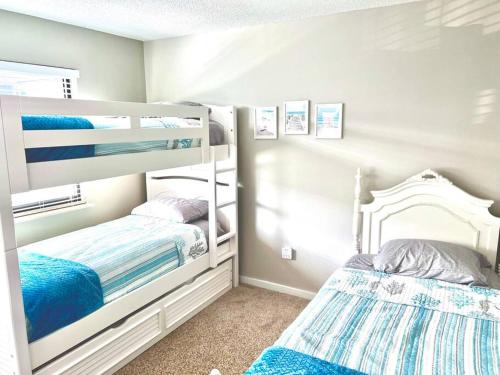 Shore Drive, Myrtle Beach 2 bd/2ba condo photo 3