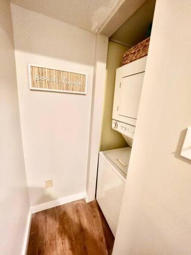 Shore Drive, Myrtle Beach 2 bd/2ba condo photo 16