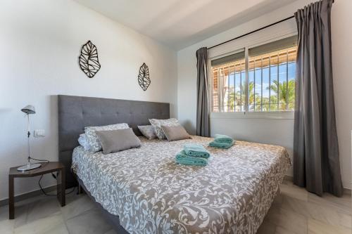 Posteľ alebo postele v izbe v ubytovaní 224 Seaview La Cala de Mijas