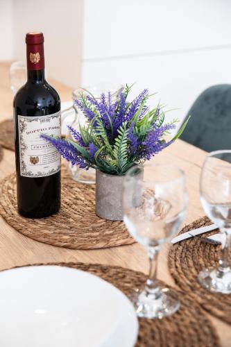 Ποτά στο Sliema 2beds Backyard Flat by ArcoBnb