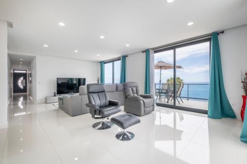 Shell House by GALMI