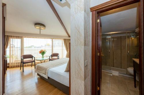 Ένα μπάνιο στο Arden City Hotel-Special Category