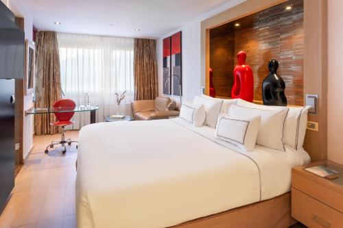 Katil atau katil-katil dalam bilik di Melia Madrid Princesa