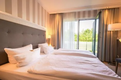 Resort Hotel IV Jahreszeiten Zingst photo 25