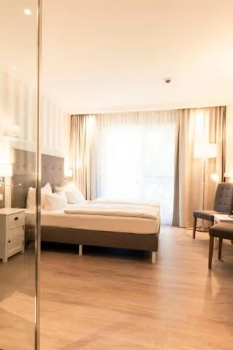 Resort Hotel IV Jahreszeiten Zingst photo 17