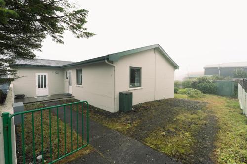 Charming 2-bedroom home - 20min walk to city centre