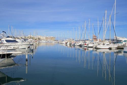 Appartement T2 situé proche de la mer terrasse parking privé 4POPL8