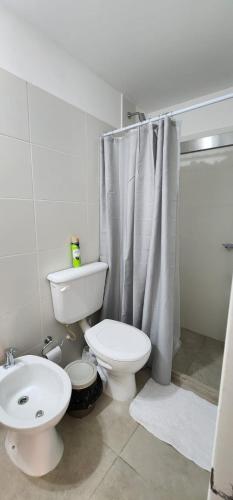 Phòng tắm tại AIRES DEL CERRO 6 CON COCHERA