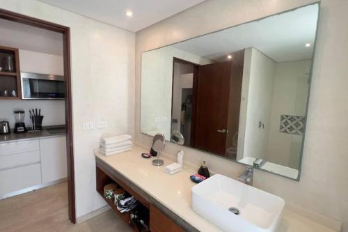 Ένα μπάνιο στο Oasis of Luxury and Comfort