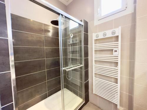 2-bedroom Prestige Suite - Croisette & Palais