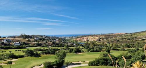 Penthouse Seaview and Golf Valle Romano Estepona