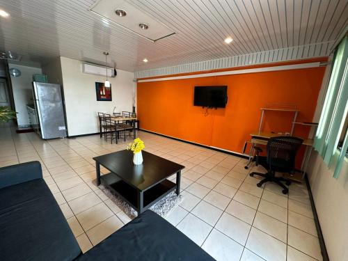 TV a/nebo společenská místnost v ubytování Southside Apartments