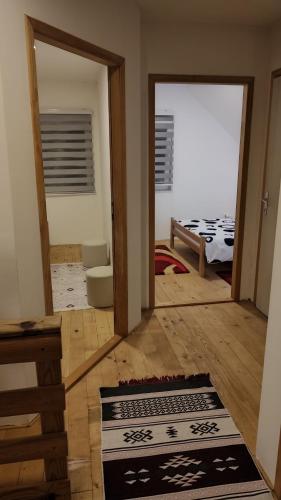 Fotografie z fotogalerie ubytování Planinska kuća Jerotijević v destinaci Bajina Bašta