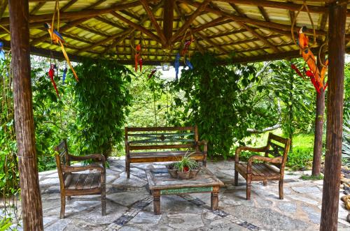 Κήπος έξω από το Vila Velluti Hotel