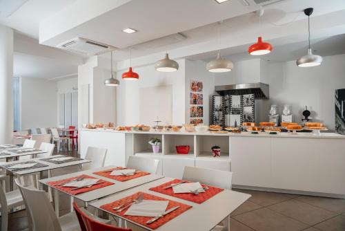 Jídlo v hotelu nebo okolí