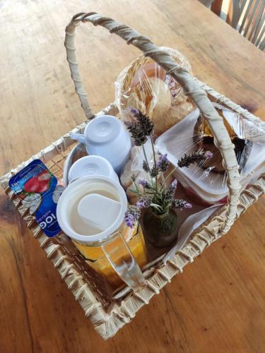 Makanan di atau berdekatan lodge
