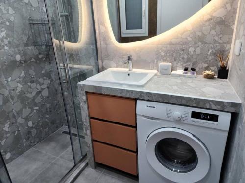 New Stylish Home Central Athens VIPGreece