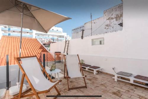 Traditional townhouse with private patio and pool