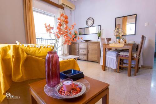 Sophia's - Central Apartment Near Egaleo Metro-Athens