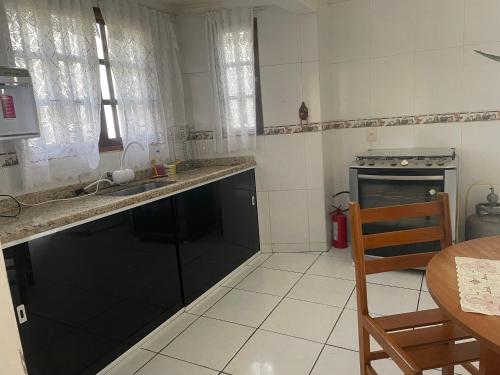 Køkken eller tekøkken på Toca da Leoa