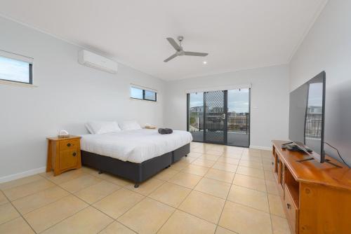 Postel nebo postele na pokoji v ubytování 26 Gnulli Court