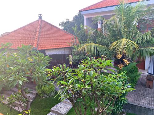 Κήπος έξω από το Kakol Homestay
