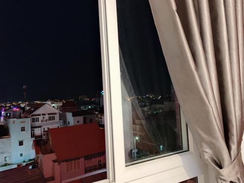 Balkón nebo terasa v ubytování Khách Sạn Chiêu Chương
