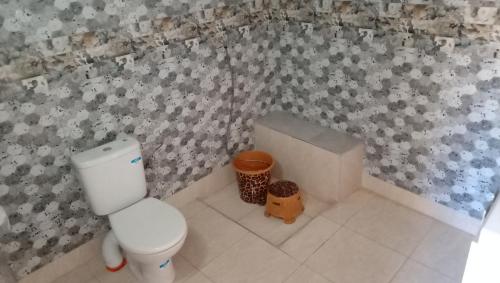 Ein Badezimmer in der Unterkunft Gite Aguelmous réservé aux familles