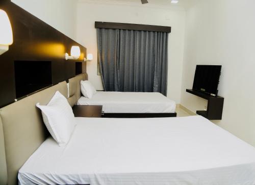 Neelesh Towers – Photos 4